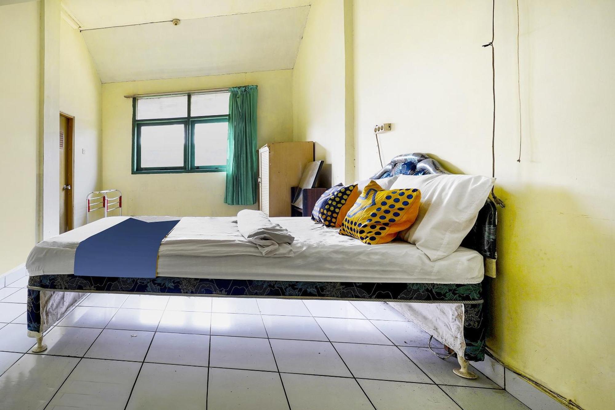 Spot On 91064 Wisma Lec Syariah Garut Eksteriør billede